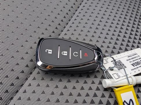 Used 2024 Chevrolet Trax LT w/ Driver Confidence Package image 17