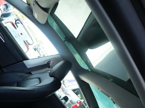 Used 2023 Tesla Model 3 Standard Range RWD image 18