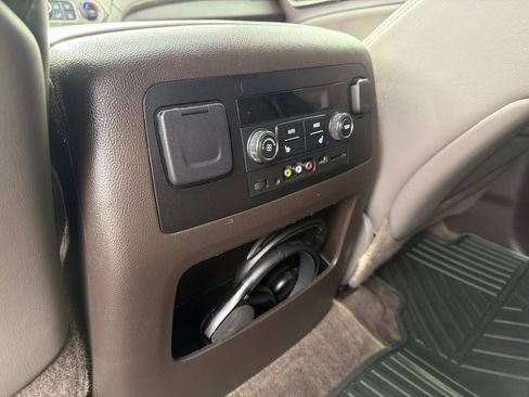 Used 2015 GMC Yukon Denali w/ Touring Package image 12