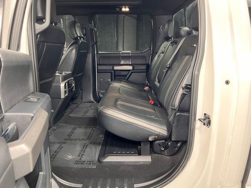 Used 2022 Ford F250 Platinum w/ FX4 Off-Road Package image 26