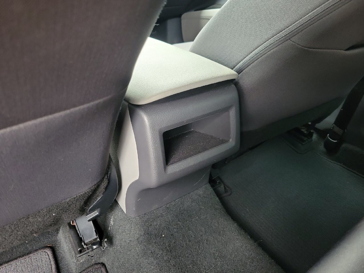 Used 2023 Toyota Camry LE FWD image 11