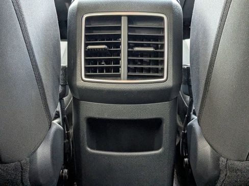 Used 2024 Kia Sportage LX FWD image 11