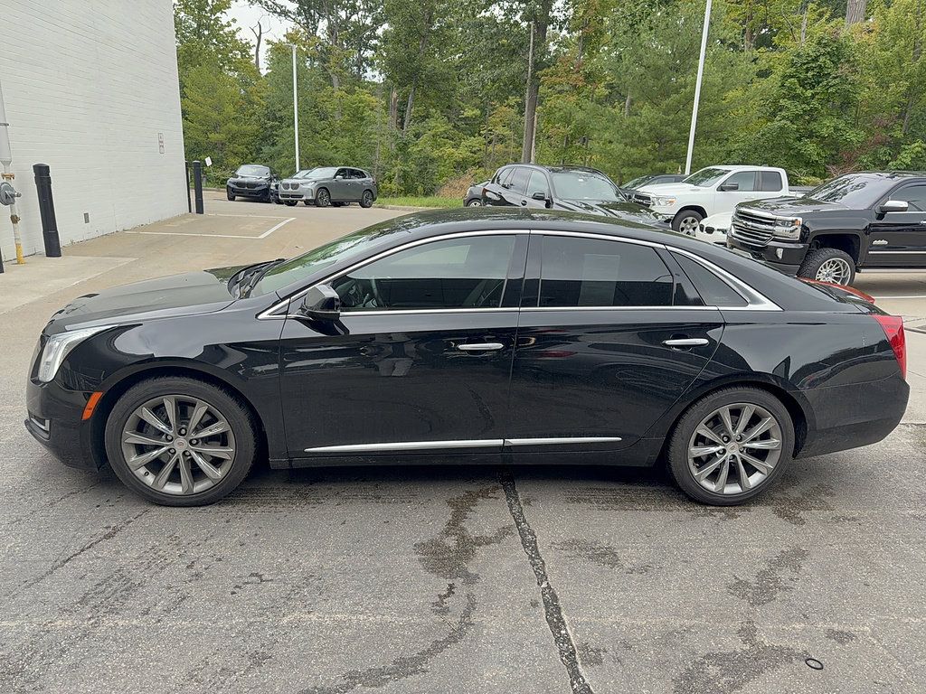 Used 2014 Cadillac XTS FWD image 2