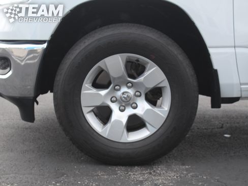 Used 2024 RAM 1500 Big Horn AWD/4WD image 30