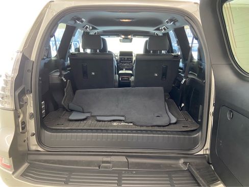 Used 2023 Lexus GX 460 Premium image 7