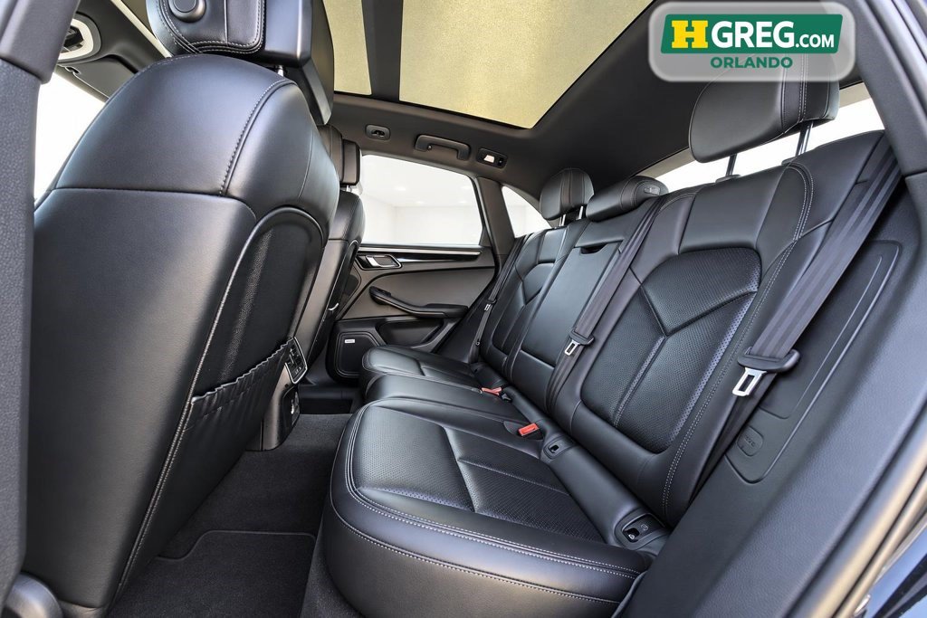 Used 2018 Porsche Macan AWD/4WD image 15
