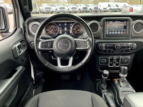 Certified 2021 Jeep Wrangler Unlimited Sahara image 5