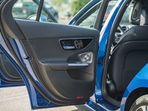 New 2026 Mercedes-Benz C 300 4MATIC Sedan image 35