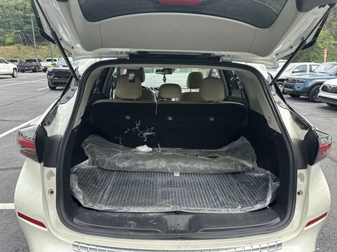 Used 2023 Nissan Murano SV w/ Cargo Package AWD/4WD image 22