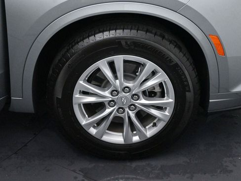 Certified 2025 Cadillac XT6 Luxury FWD image 33