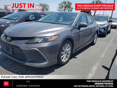Used 2024 Toyota Camry LE FWD image 1