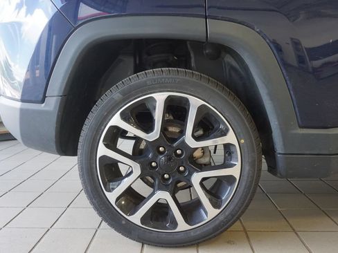 Used 2019 Jeep Compass Limited w/ Safety & Security Group AWD/4WD image 29