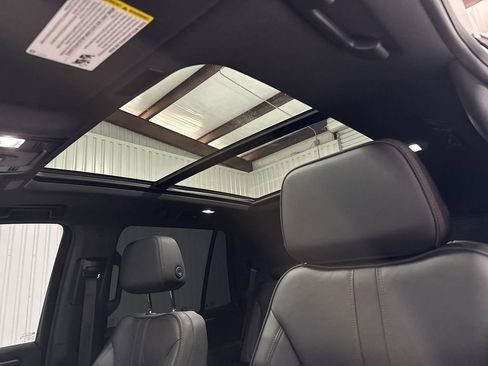 Used 2025 Chevrolet Tahoe RST w/ Comfort Package image 19