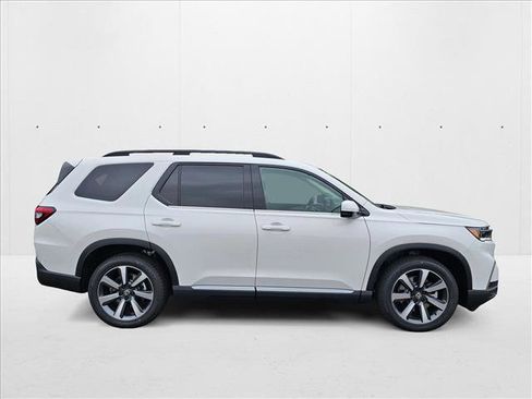 New 2025 Honda Pilot Elite image 4