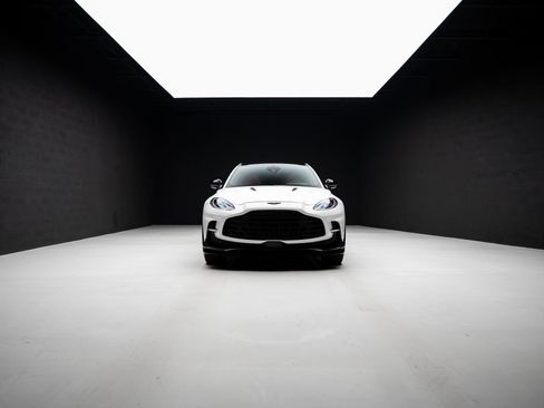Used 2023 Aston Martin DBX 707 AWD/4WD image 87