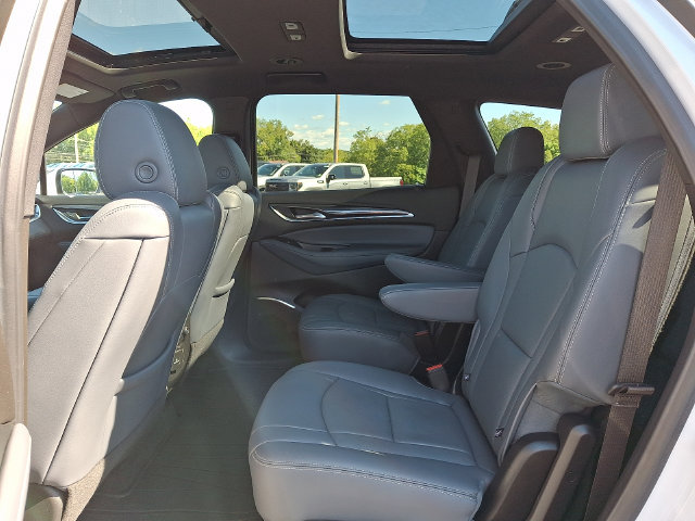 Used 2024 Buick Enclave Essence w/ Experience Buick Package AWD/4WD image 10