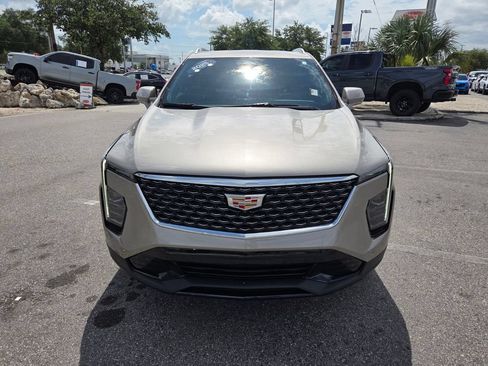Used 2025 Cadillac XT4 Premium Luxury FWD image 20