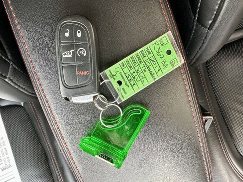 Used 2019 Jeep Cherokee Trailhawk image 26