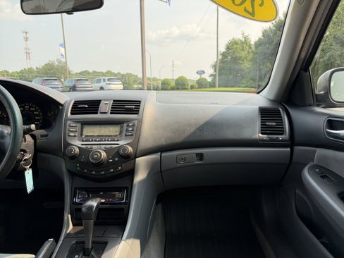 Used 2007 Honda Accord LX image 19