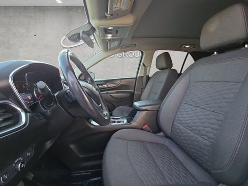 Used 2021 Chevrolet Equinox LT image 19