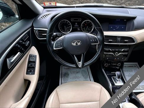 Used 2018 INFINITI QX30 AWD image 5