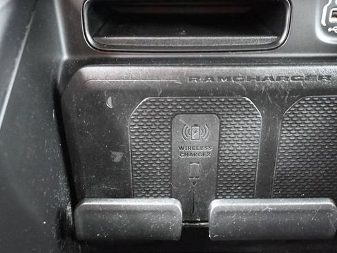 Used 2022 RAM 1500 Laramie AWD/4WD image 28