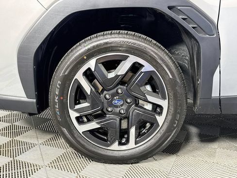 Used 2026 Subaru Forester Premium AWD/4WD image 32
