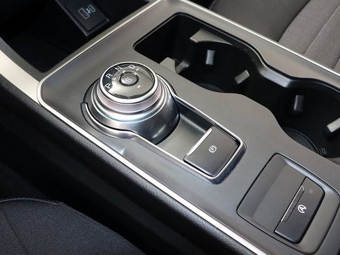 Used 2024 Ford Edge SE image 21