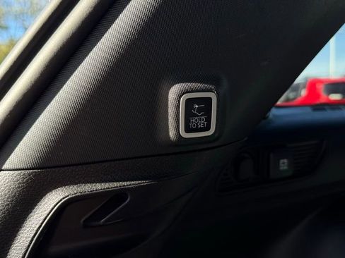 Certified 2022 Jeep Grand Cherokee L Laredo image 12