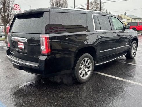 Used 2020 GMC Yukon XL Denali image 6