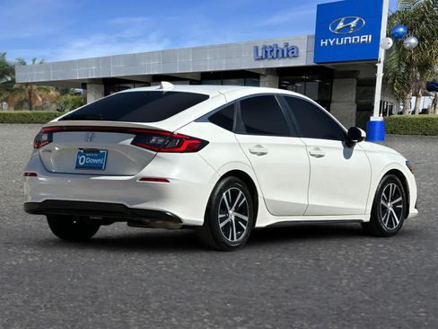 Used 2024 Honda Civic LX image 3