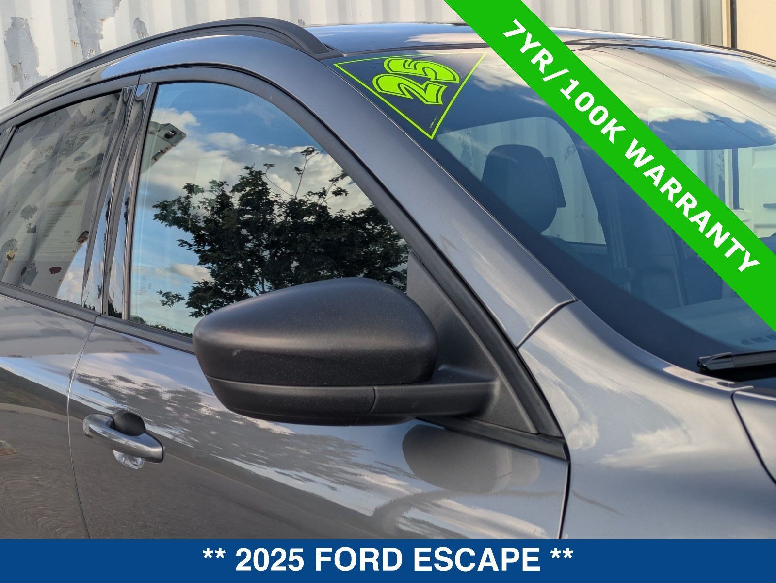 Certified 2025 Ford Escape ST-Line FWD image 11