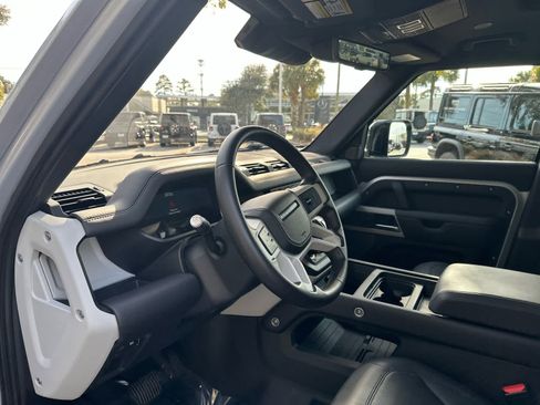 Used 2022 Land Rover Defender 110 XS Edition image 28