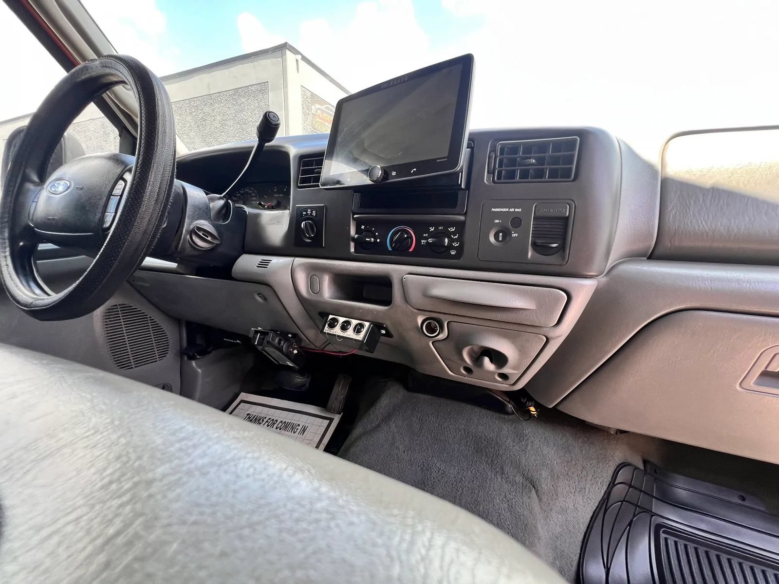 Used 2004 Ford F350 XLT AWD/4WD image 11