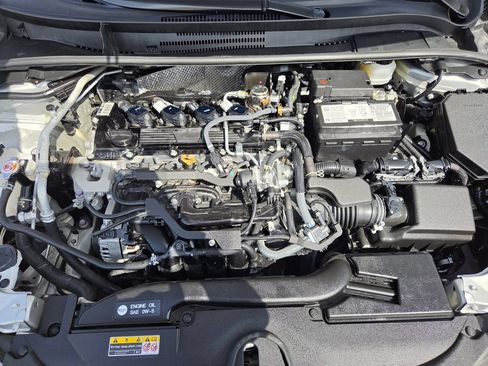 Used 2025 Toyota Corolla LE FWD image 29