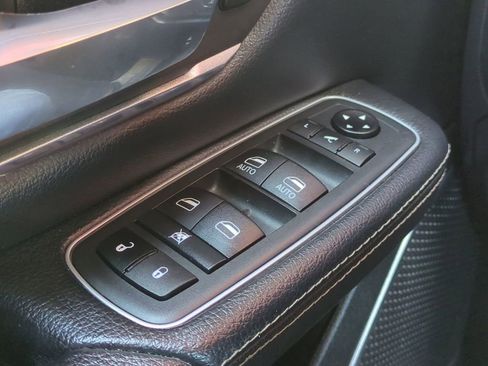 Used 2021 RAM 1500 Laramie image 29