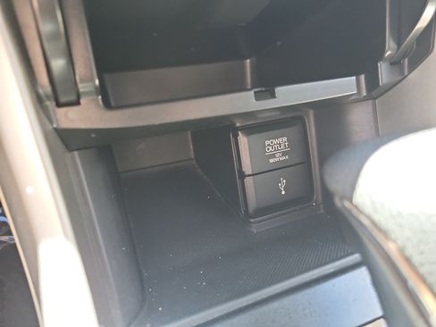 Used 2014 Honda Accord LX image 31