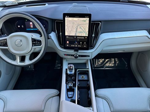 New 2026 Volvo XC60 B5 Ultra w/ Protection Package Premier image 3