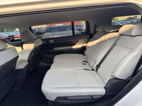 New 2026 Hyundai Santa Fe SE image 8