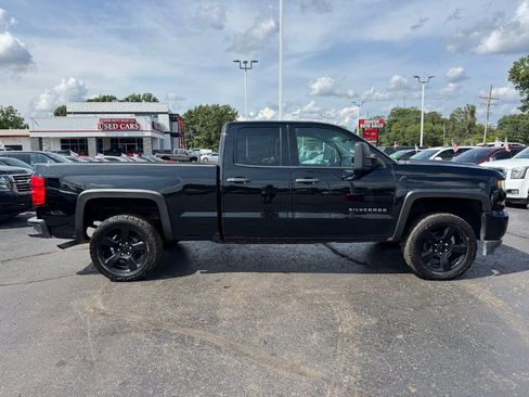 Used 2018 Chevrolet Silverado 1500 Custom w/ Rally 1 Edition AWD/4WD image 6