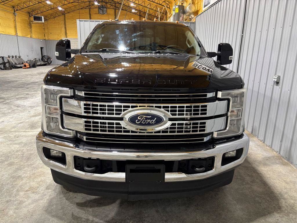 Used 2019 Ford F350 Lariat w/ Lariat Value Package AWD/4WD image 7