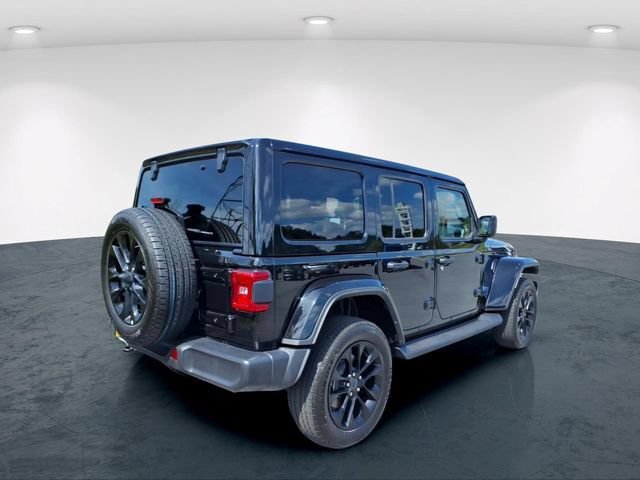 Used 2025 Jeep Wrangler Unlimited Sahara AWD/4WD image 11