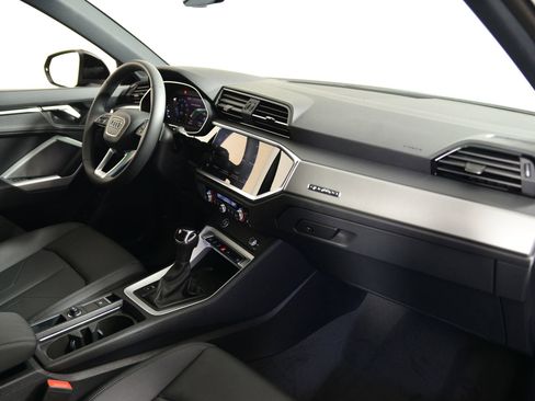 Used 2025 Audi Q5 Premium w/ Convenience Package AWD/4WD image 20