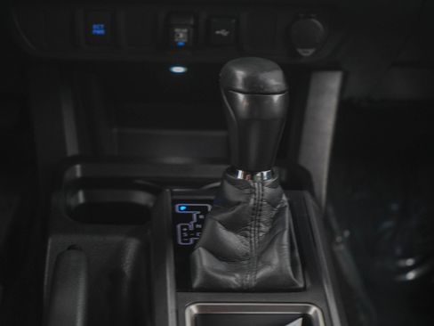 Used 2021 Toyota Tacoma TRD Sport AWD/4WD image 20