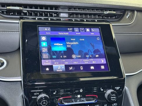 New 2025 Jeep Grand Cherokee Laredo image 30