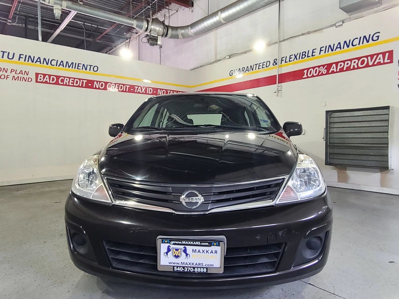 Used 2012 Nissan Versa 1.8 S w/ Plus Pkg FWD image 2