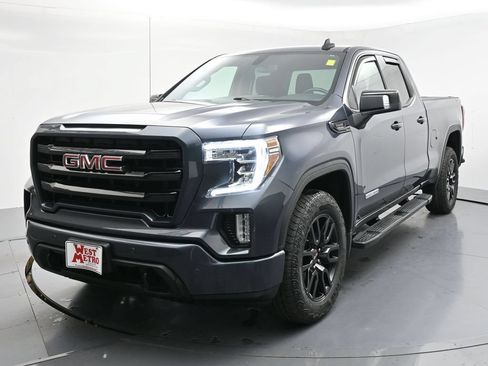Used 2022 GMC Sierra 1500 Elevation w/ Driver Alert Package I AWD/4WD image 3