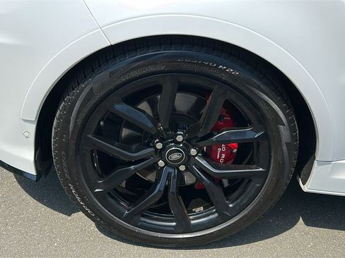 Certified 2022 Land Rover Range Rover Sport SVR AWD/4WD image 8