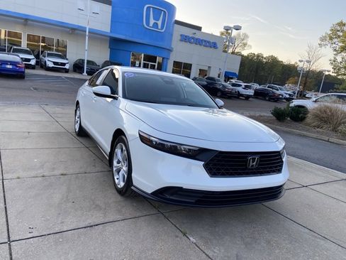 Used 2024 Honda Accord LX image 2