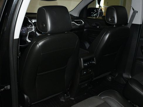 Used 2019 GMC Acadia SLT FWD image 15
